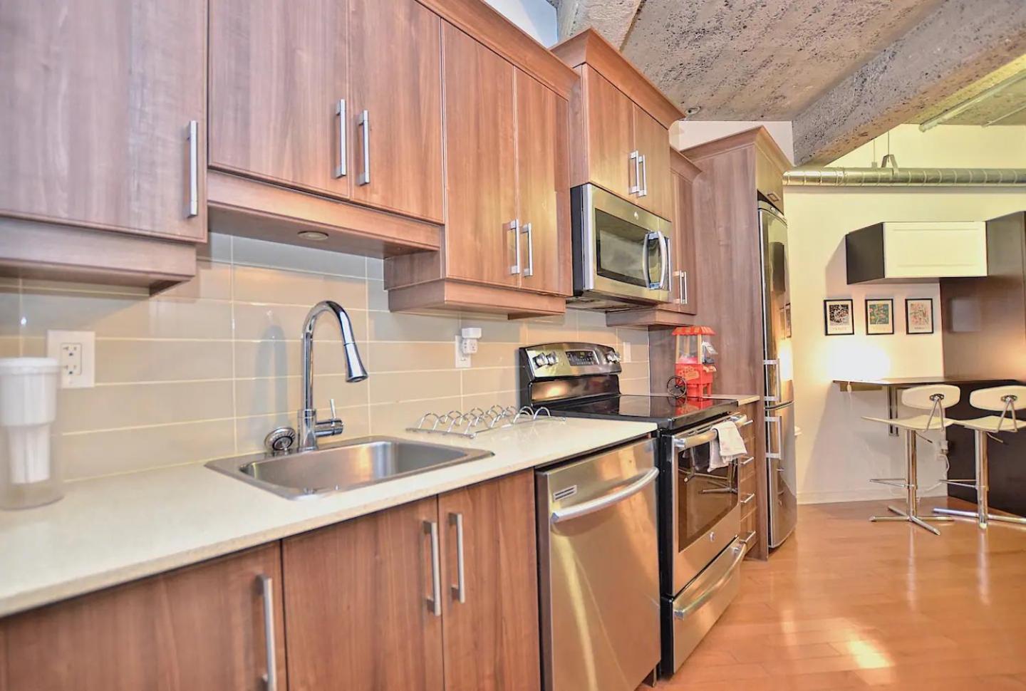 Stylish Urban Loft Downtown Apartment Montreal Bagian luar foto